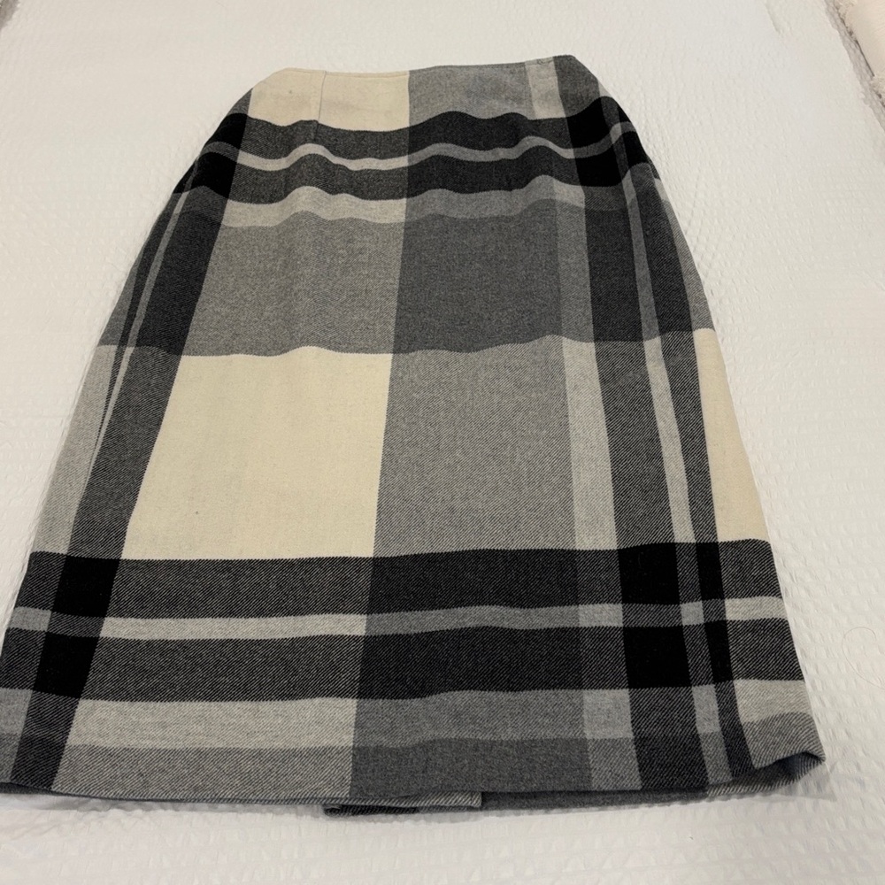 Elegant wool blend Gray Plaid Women's Skirt rap skirt made in Italy - Picture 2 of 5